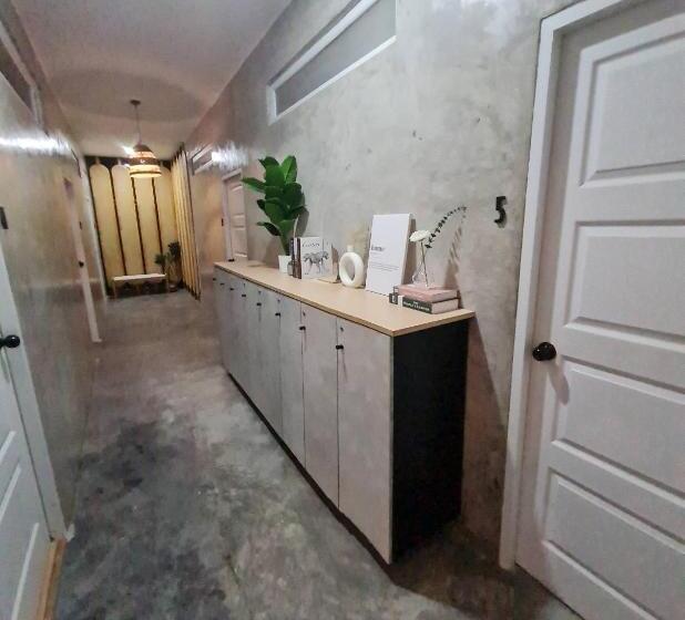 هاستل Costa Bed Hua Hin