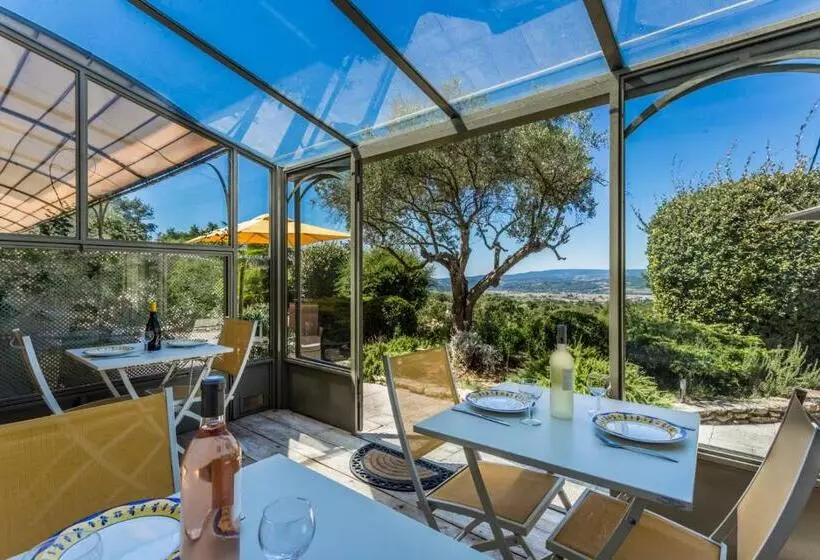 ベッドアンドブレックファースト Les Terrasses Du Luberon