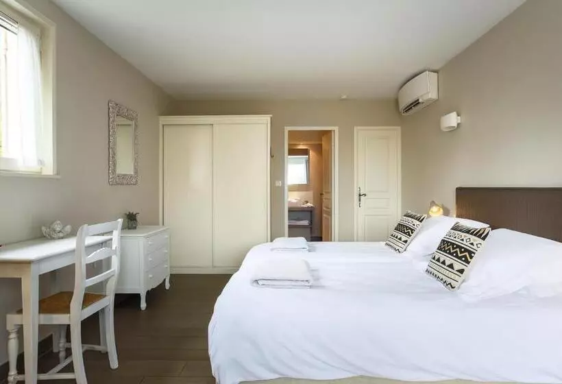 ベッドアンドブレックファースト Les Terrasses Du Luberon