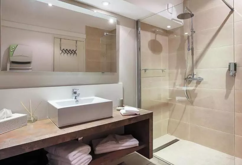 ベッドアンドブレックファースト Les Terrasses Du Luberon