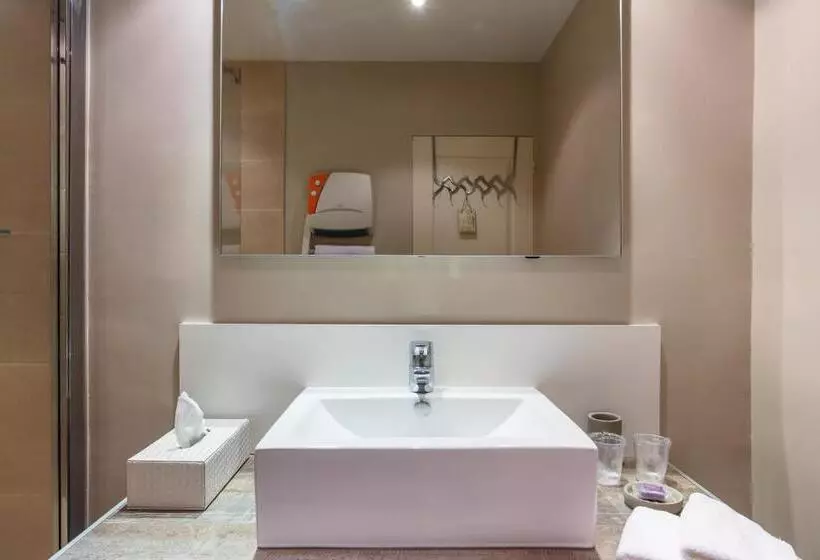 ベッドアンドブレックファースト Les Terrasses Du Luberon