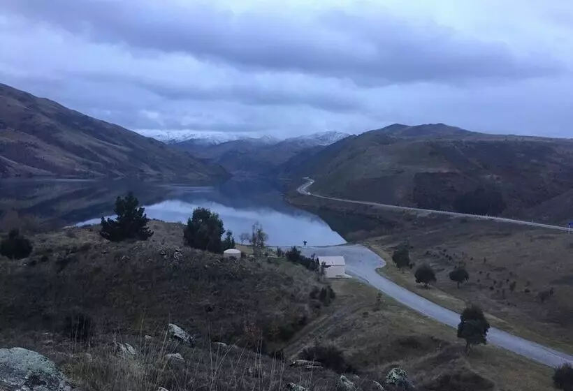 Aamiaismajoitus (B&B) The Workshops Clyde Accommodation