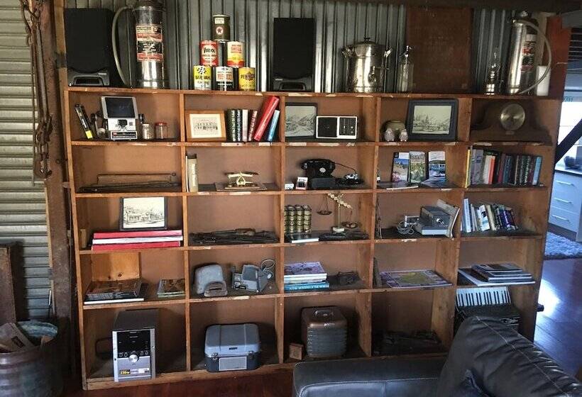 Bed and Breakfast The Workshops Clyde Accommodation