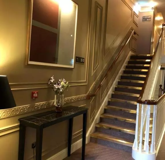 هتل 7, Dublin City Centre