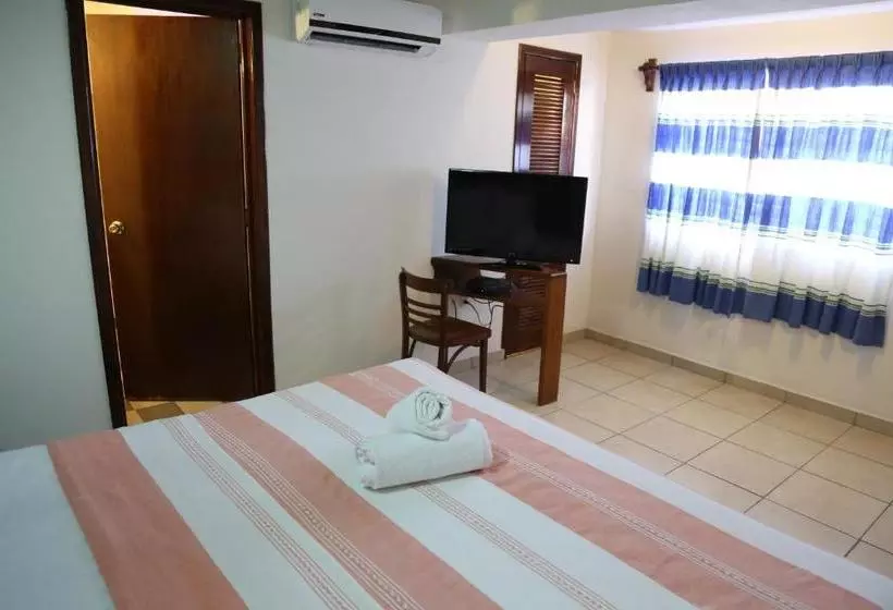 Hotelli Casa Blanca Del Sol Tangolunda