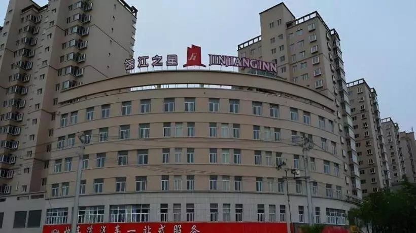 Hotelli Jinjiang Inn Pingliang West Railway Station Xuanhe New City
