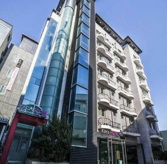 Kims Hotel Gumi