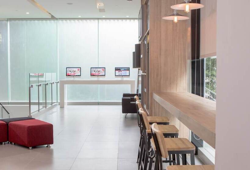 Hotel Red Planet Manila Bay