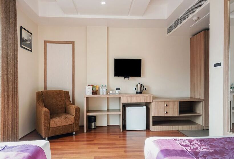 Treebo Tryst Hotel The Kalyaniz