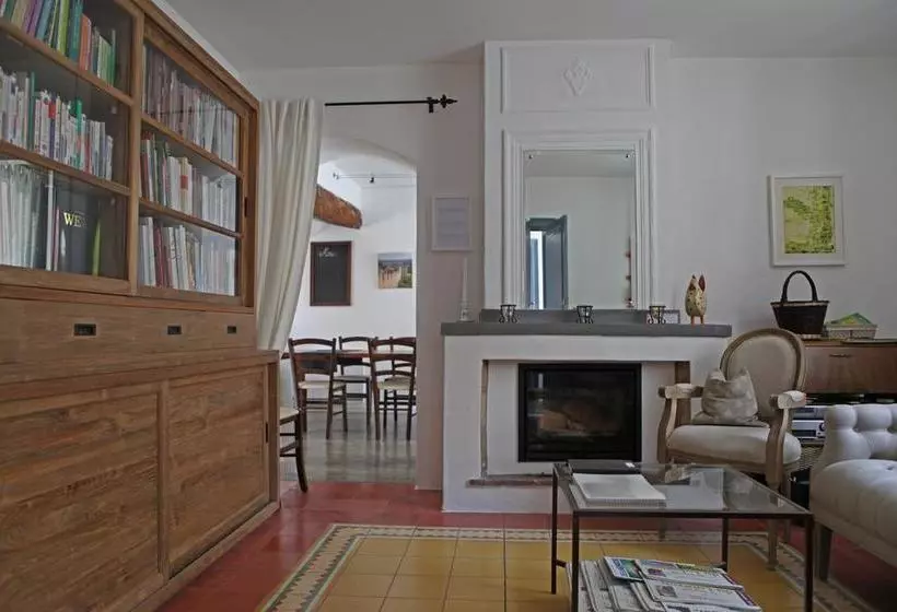 Villa Velleron