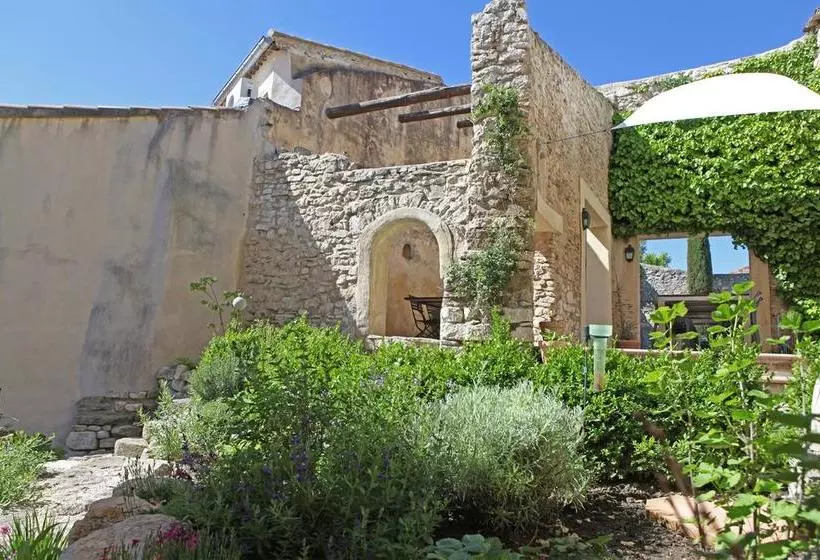 Villa Velleron