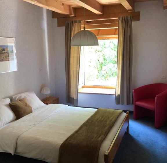 酒店 Auberge De La Bouege