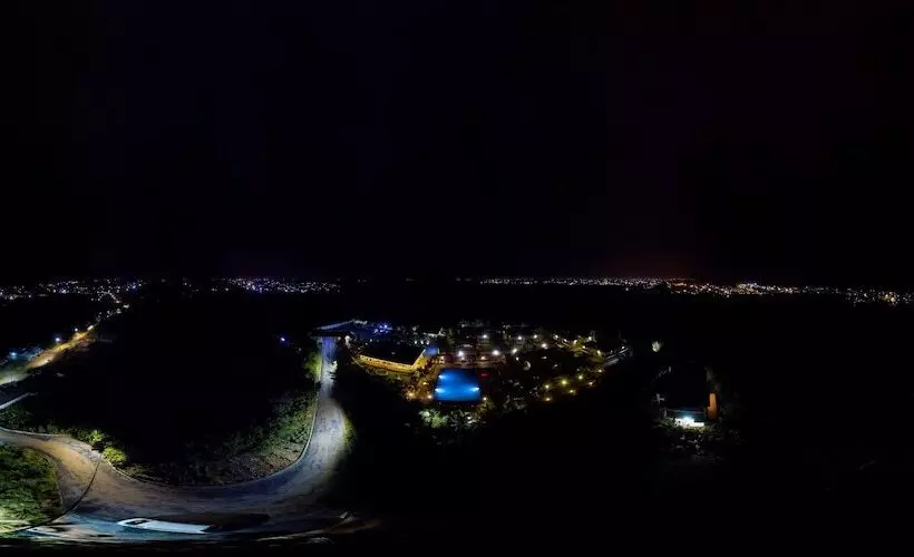 ホテル Golden Hill Parker