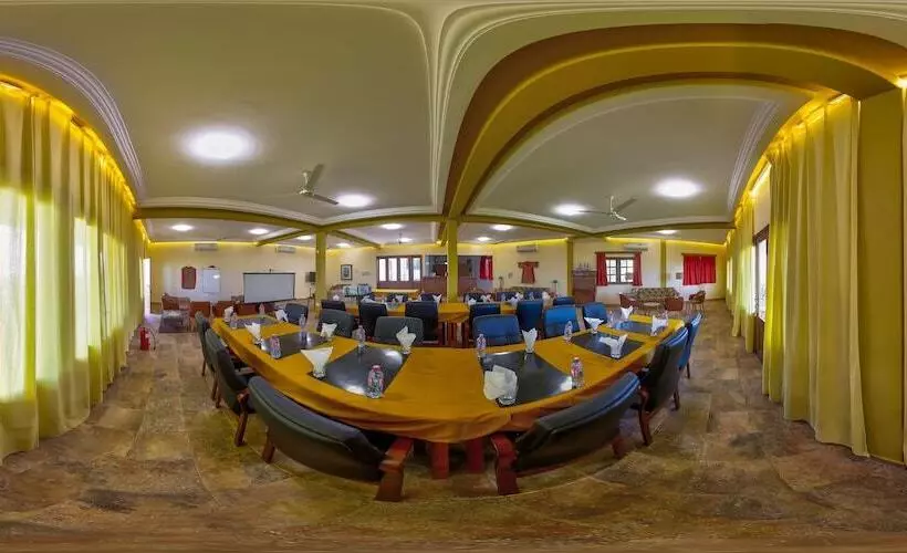 ホテル Golden Hill Parker