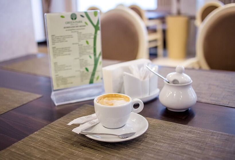 Green Park Hotel & Spa