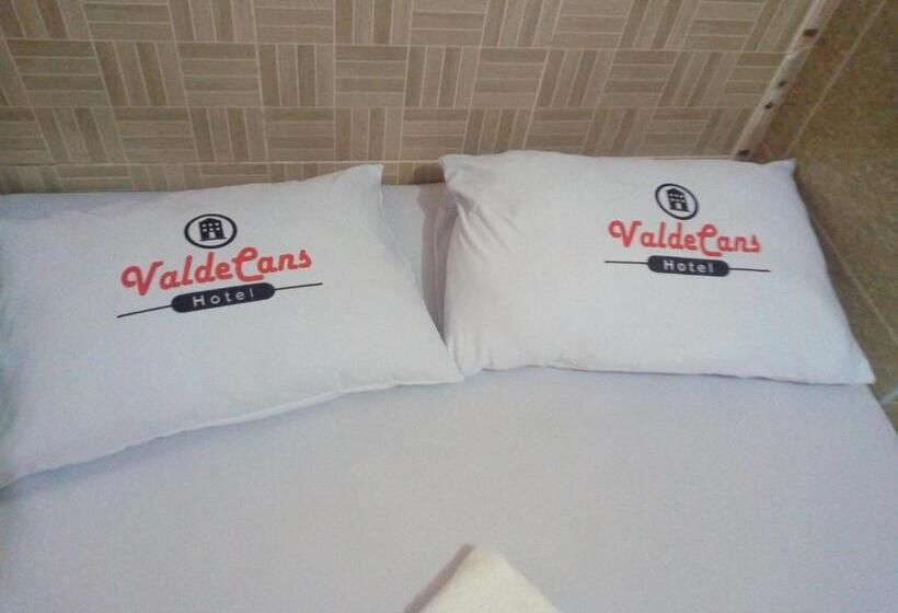 هتل Val De Cans Aeroporto