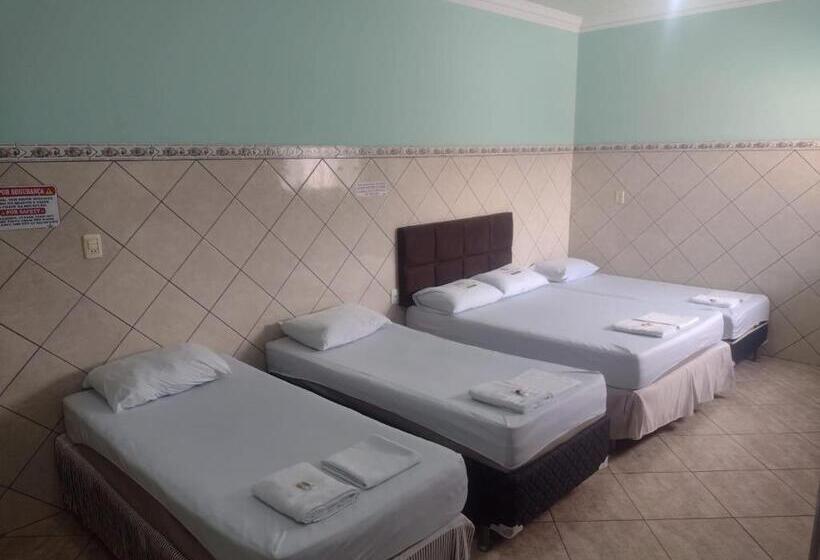 هتل Val De Cans Aeroporto