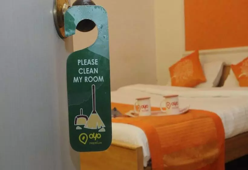 Oyo 3061 Hotel De Pintu