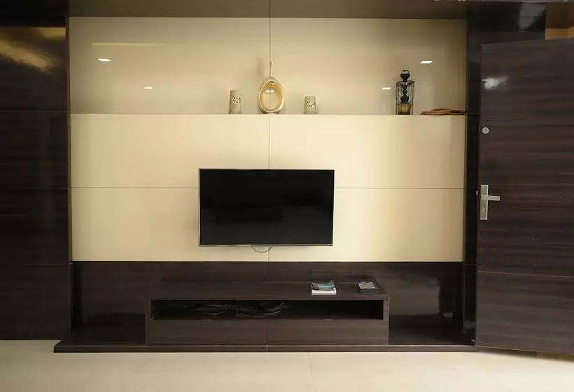 Aamiaismajoitus (B&B) Nadhiyoram River Retreat