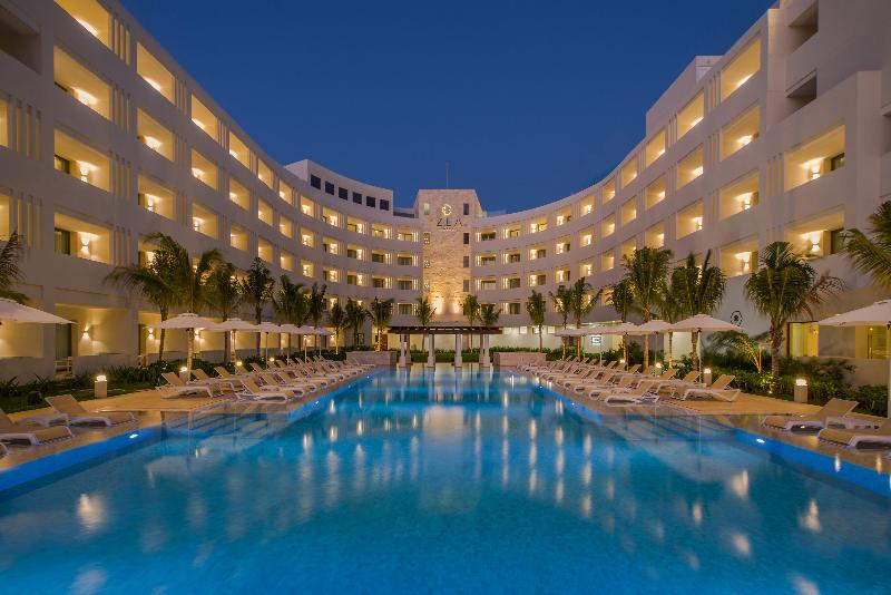 فندق Izla Beach Front