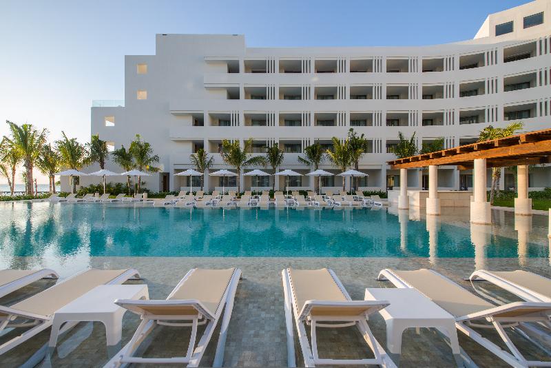 فندق Izla Beach Front