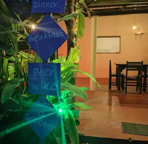 ホテル Leen Tangalle