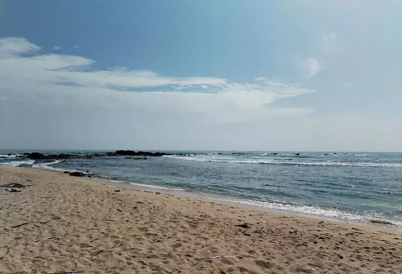 ホテル Leen Tangalle