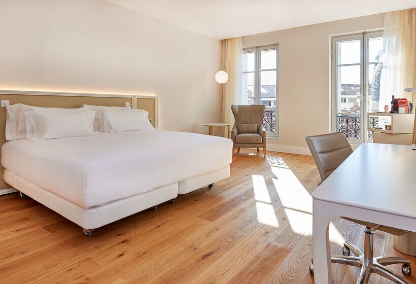 هتل NH Collection Marseille