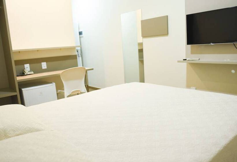 Hotel Uiramutam Palace