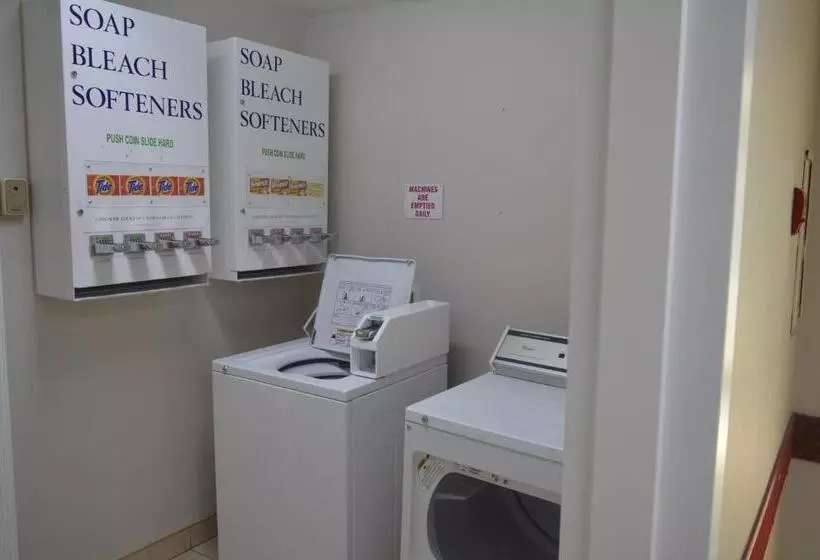 Western Budget Motel #1 & 2 Whitecourt