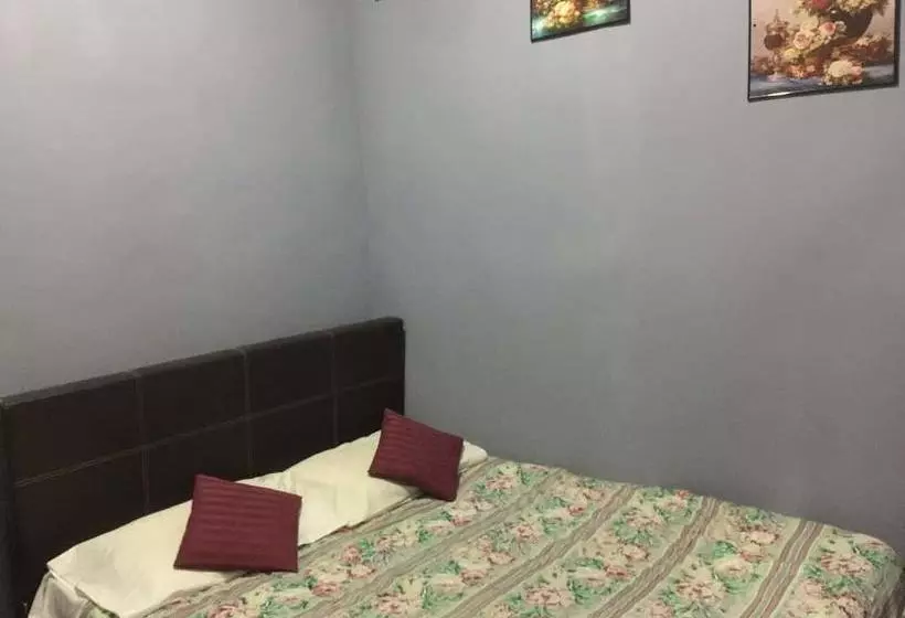 R&r Budget Inn  Hostel
