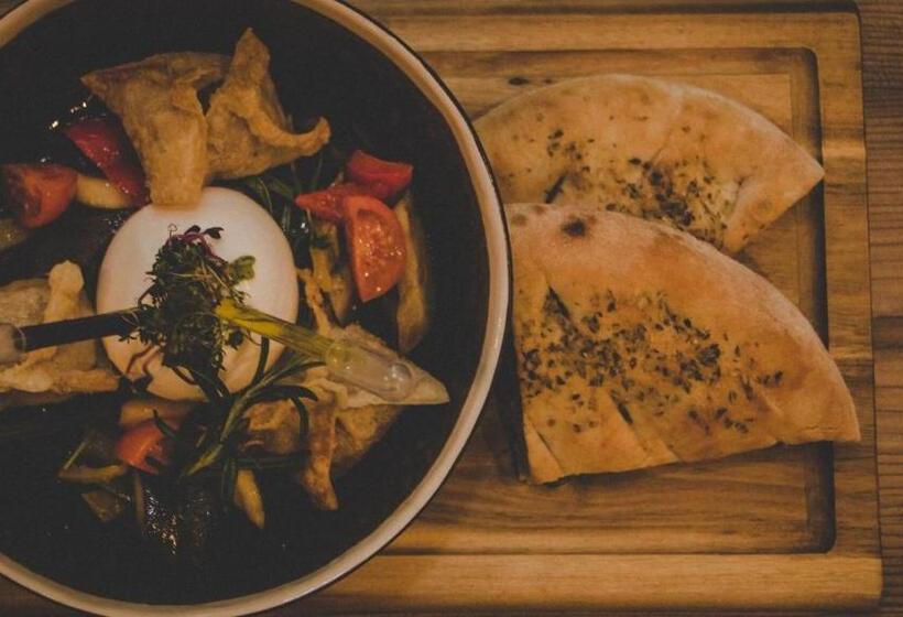 住宿加早餐  Cafe Restaurant Leo