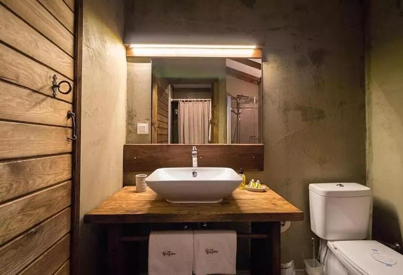 Aamiaismajoitus (B&B) Gi̇ri̇ti̇mu Evleri̇