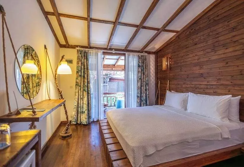 Aamiaismajoitus (B&B) Gi̇ri̇ti̇mu Evleri̇