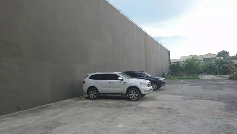 ホテル Calamba Pension Plaza