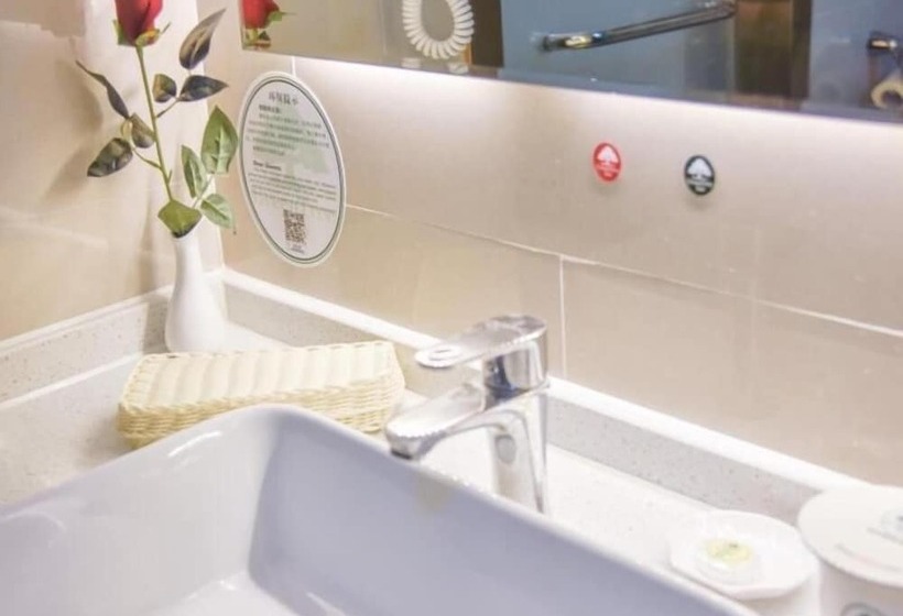 Hotel Greentree Inn Henan Kaifeng Jinming District Jinming Square Little Song City Business