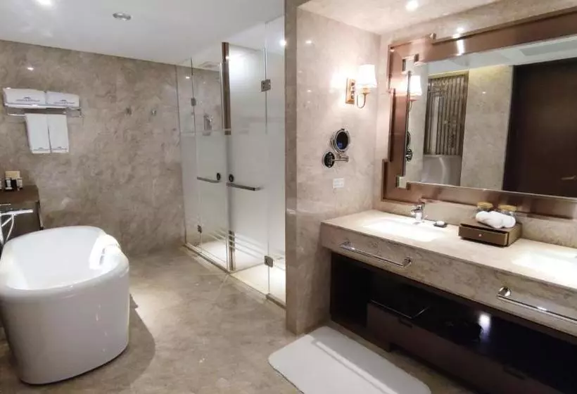 ホテル Howard Johnson Xiangyu Plaza Linyi