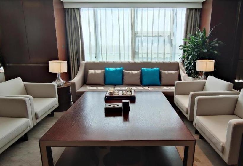 בית מלון כפרי Howard Johnson Xiangyu Plaza Linyi