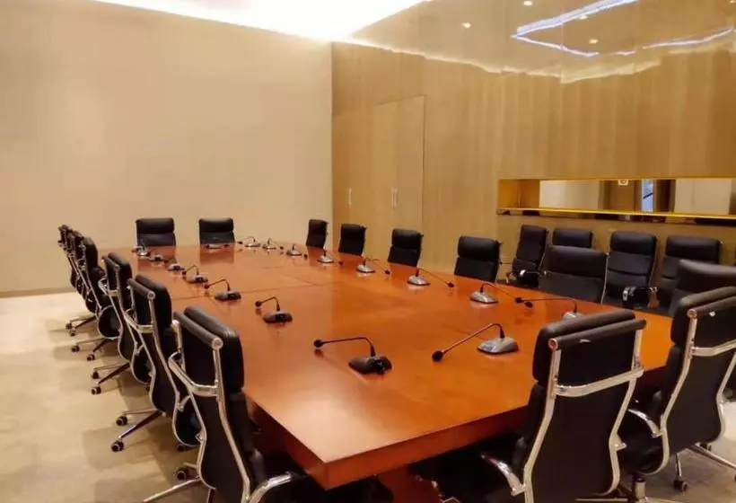 ホテル Howard Johnson Xiangyu Plaza Linyi