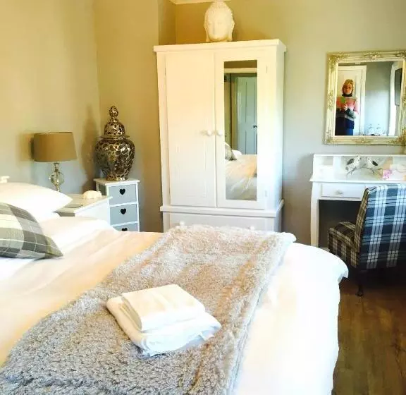 Lawson Cottage B&b