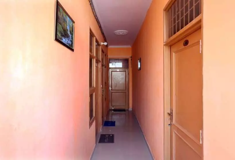 Oyo 9038 Hotel Comfort