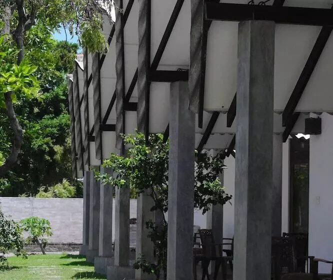 استراحتگاه Riva Del Sole Guest House