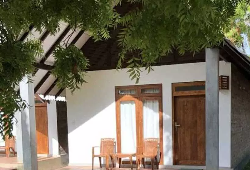 استراحتگاه Riva Del Sole Guest House