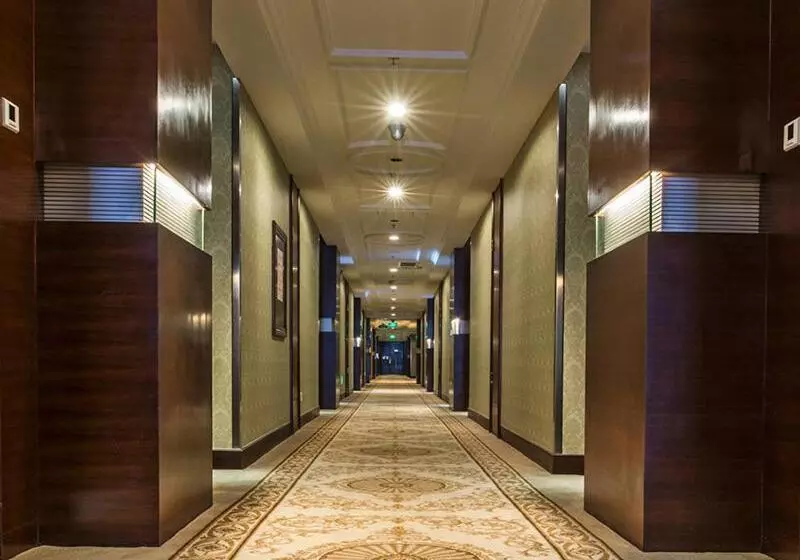 Vienna International Hotel Shenzhen Hua Nan City