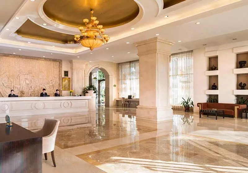 Vienna International Hotel Shenzhen Hua Nan City