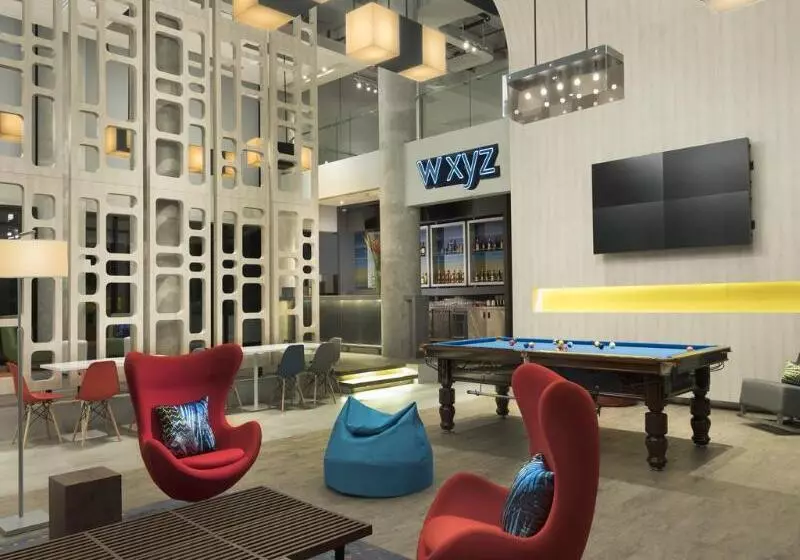 ホテル Aloft Jakarta Wahid Hasyim