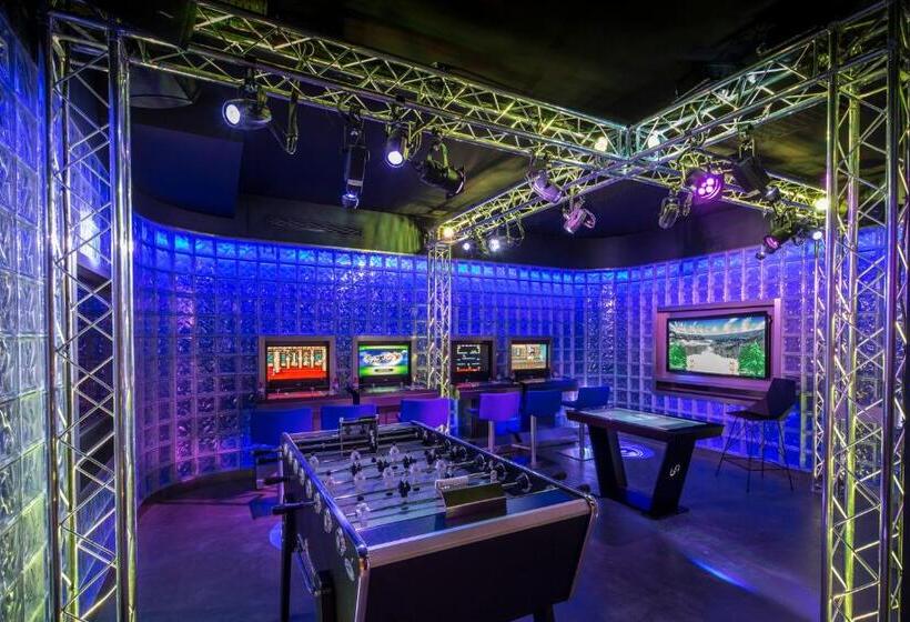 Four Seasons Hotel Megeve