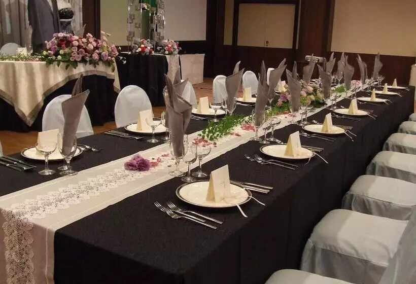 ホテル Saku Grand