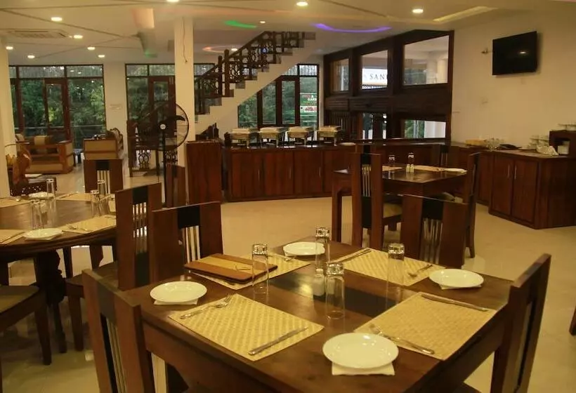 هتل Sanu Lagoon Resort & Spa