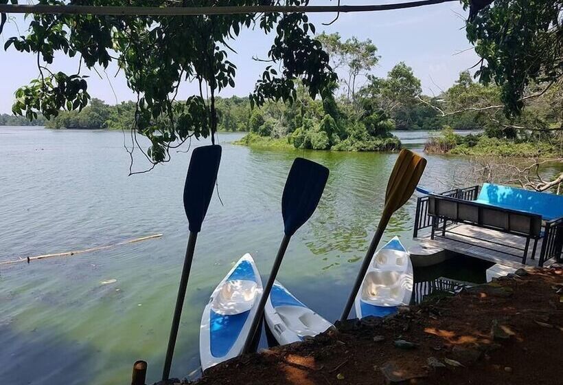 호텔 Sanu Lagoon Resort & Spa